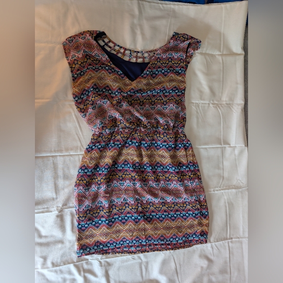 Multicolor Chevron Pattern Dress - Picture 2 of 4